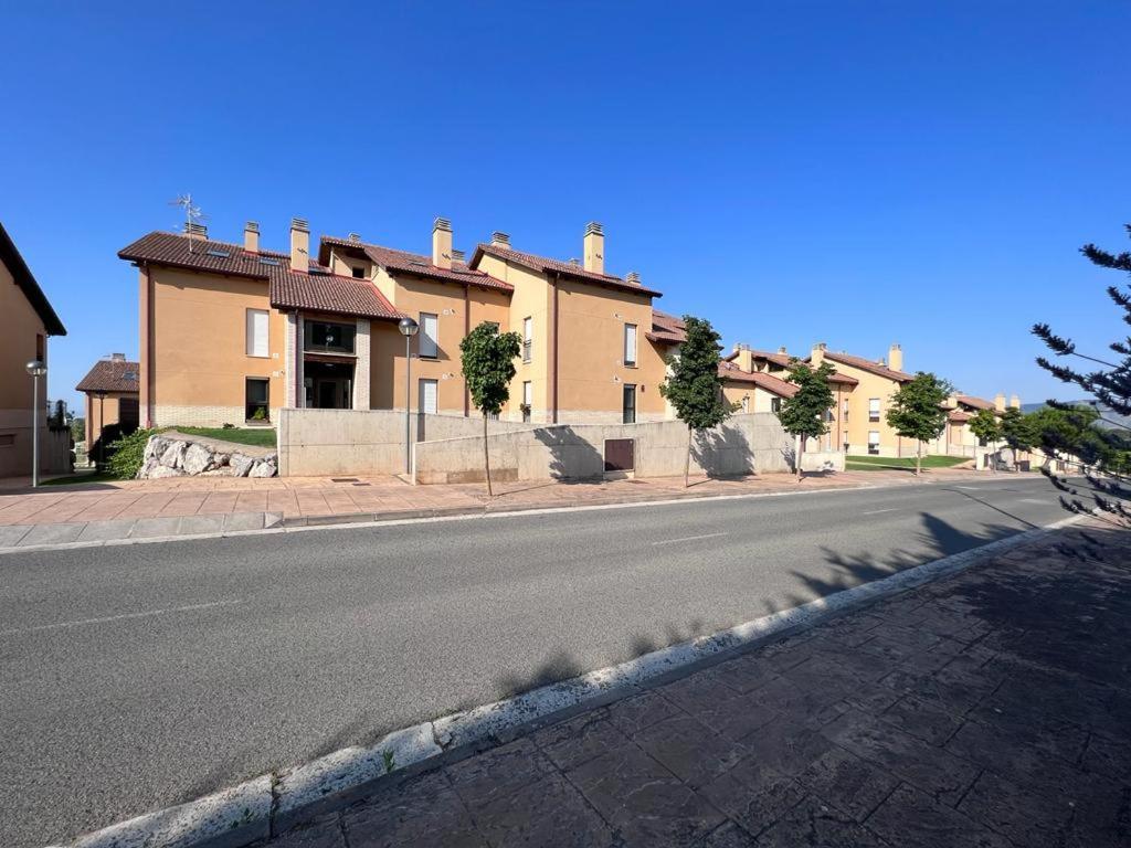 Golf Sojuela Naturaleza Pet Friendly Экстерьер фото